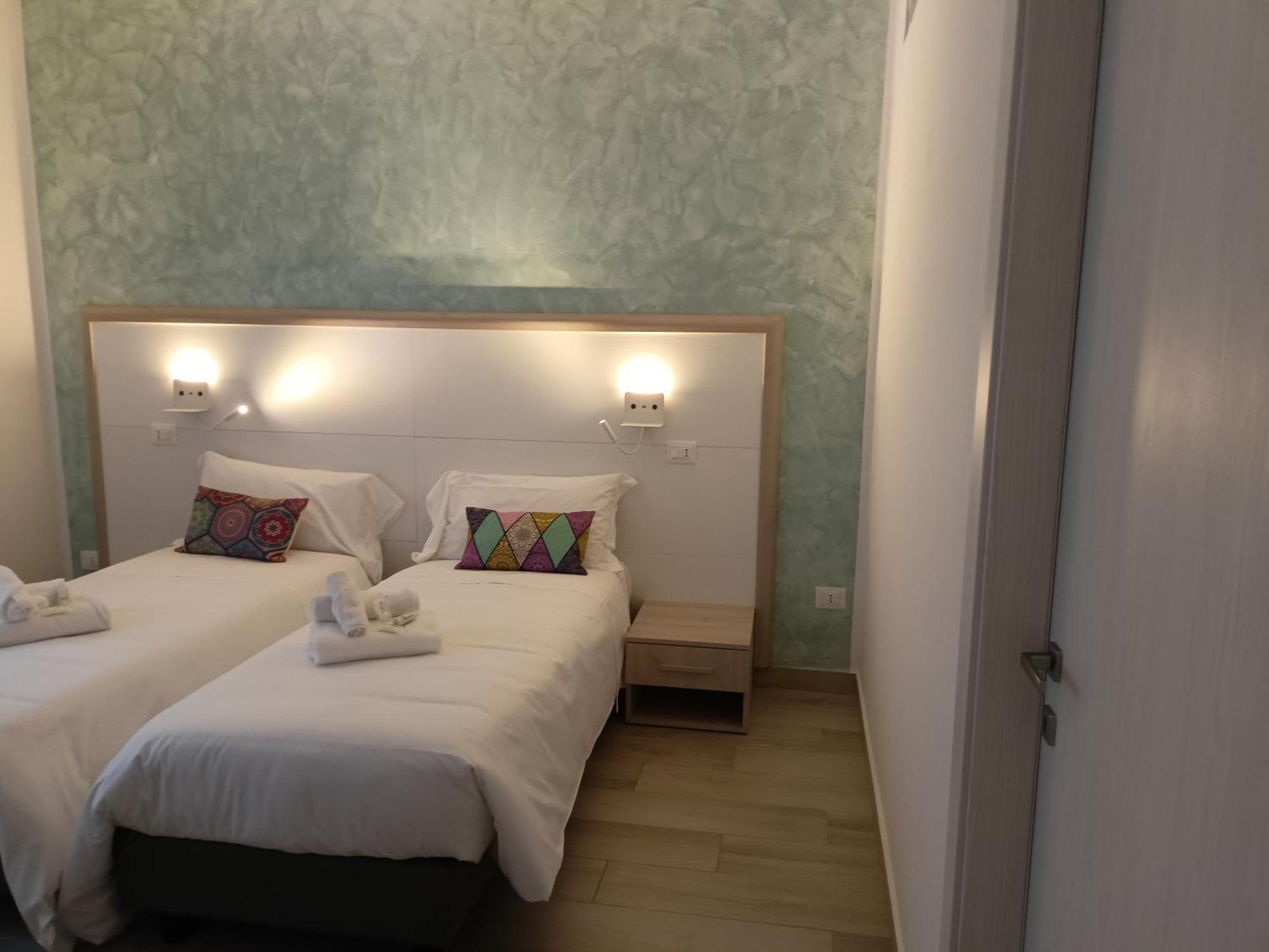 La Dea Rooms Ferrara Exteriör bild