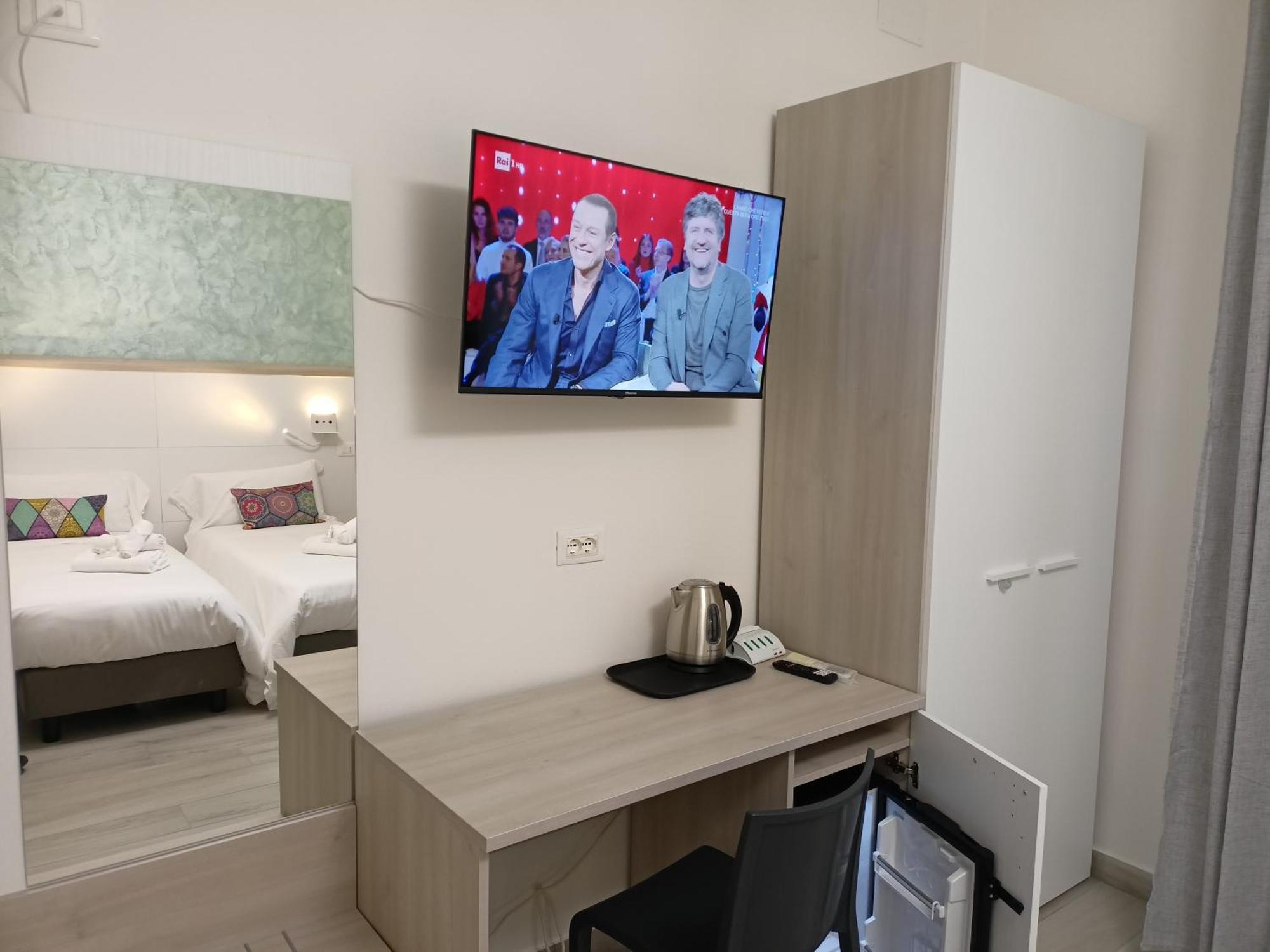 La Dea Rooms Ferrara Exteriör bild