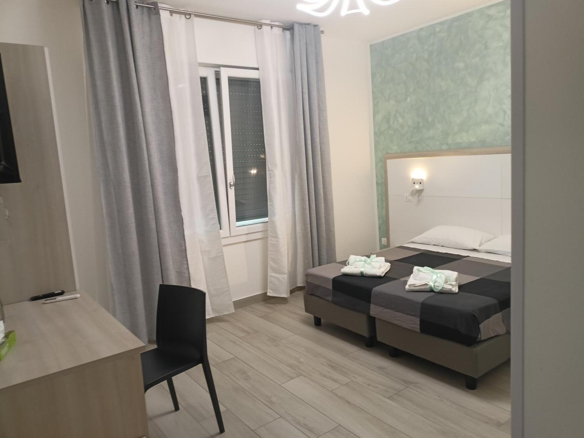 La Dea Rooms Ferrara Exteriör bild