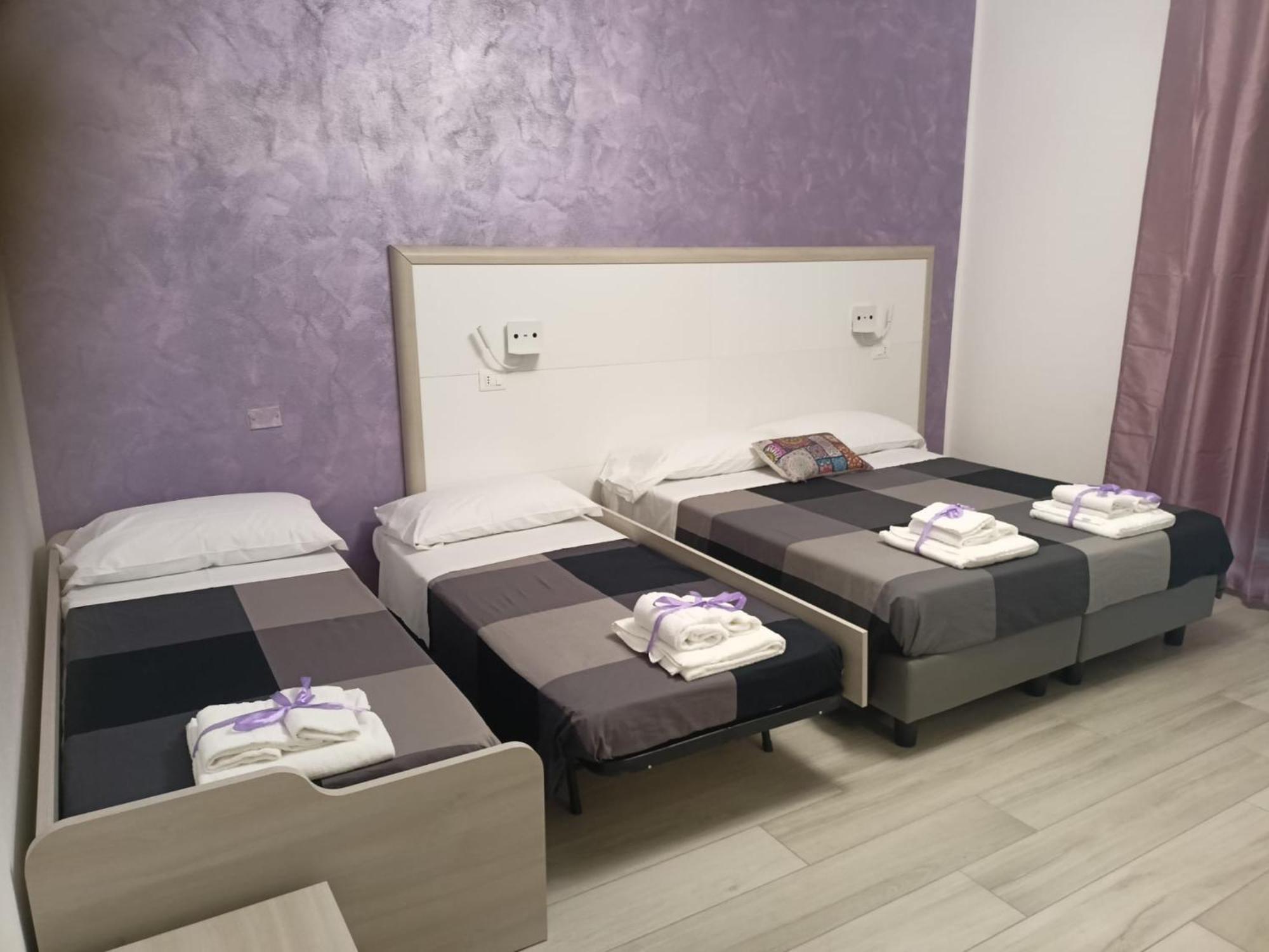 La Dea Rooms Ferrara Exteriör bild