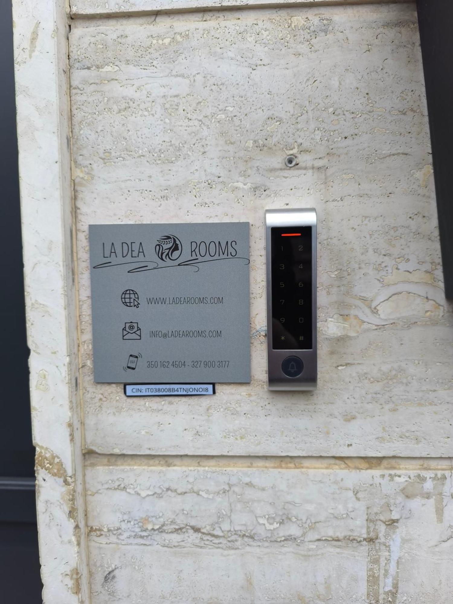 La Dea Rooms Ferrara Exteriör bild